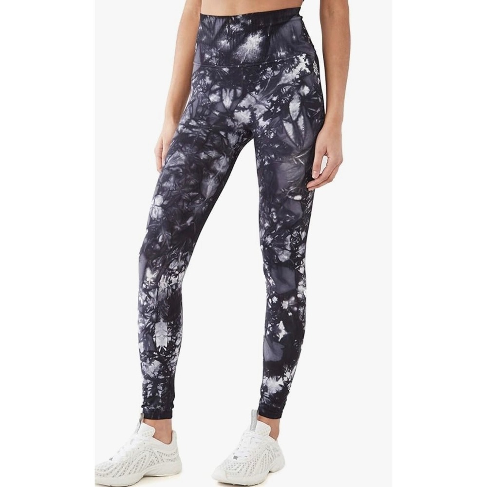 Free People Good Karma Black and White Tie-Dye Leggings SZ XS/S